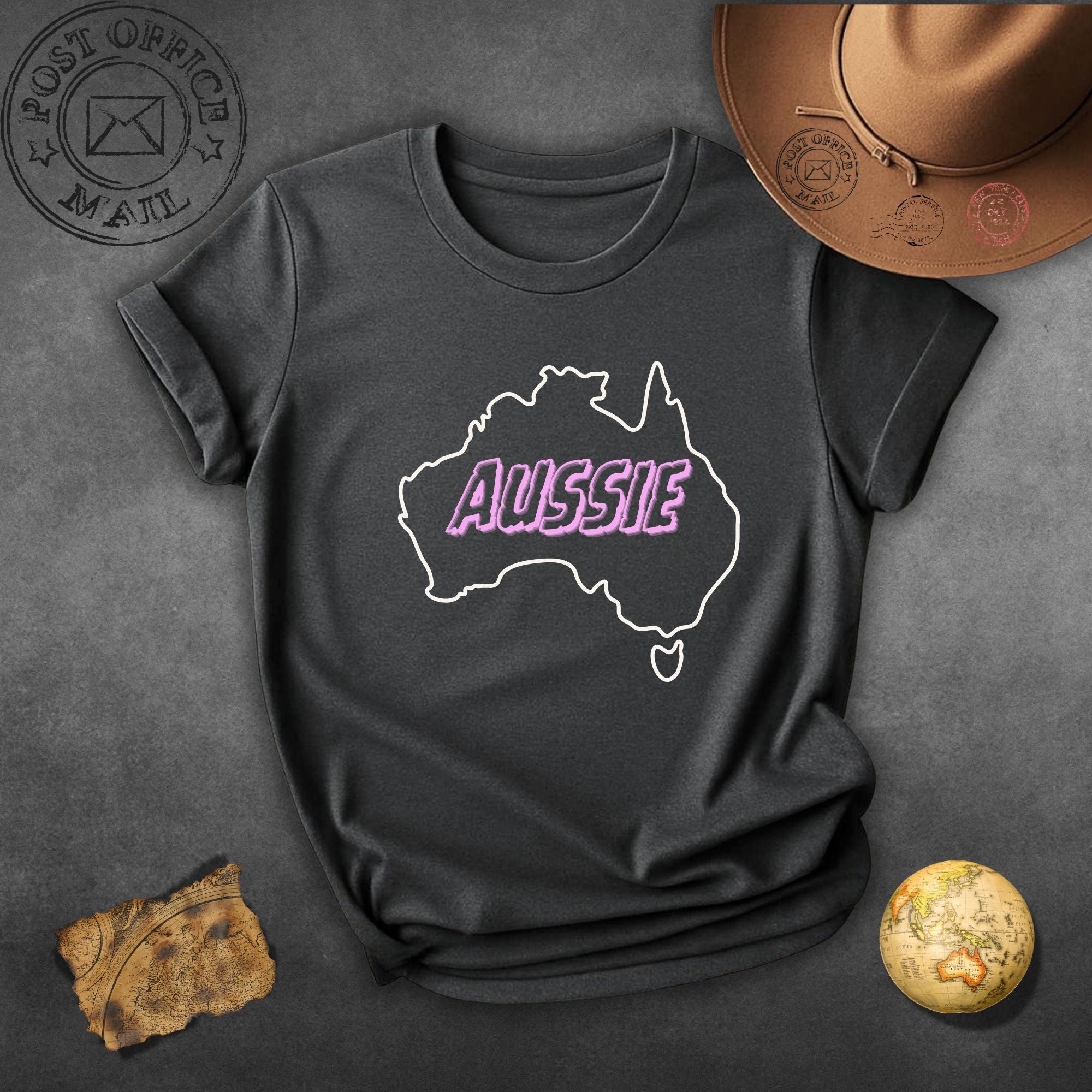 Aussie Outline T-Shirt — Retro Pink Australia Pride Tee